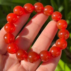 12mm‎ stretchable red carnelian bracelet